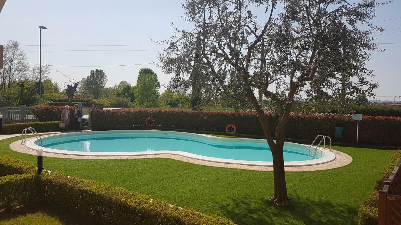 Villa Villacolle Sirmione Kültér fotó