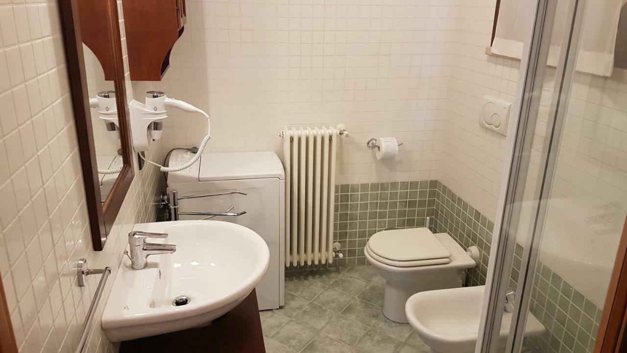 Villa Villacolle Sirmione Kültér fotó